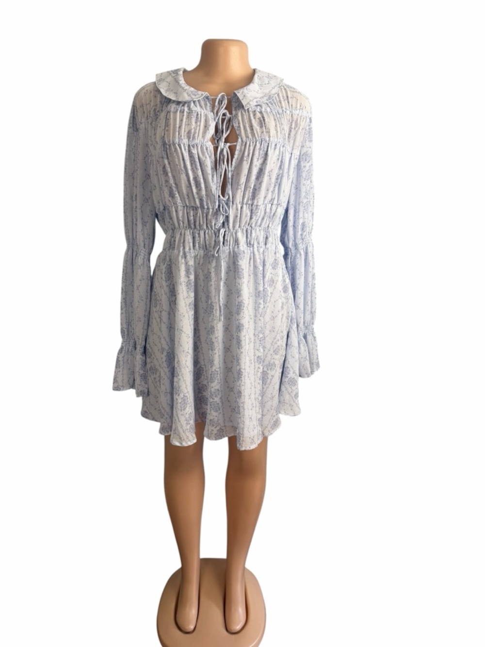 Kimchi Blue Lonie Smocked Mini Dress - Picture 3 of 11